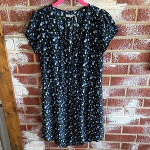 Kimchi Blue V neck button down Floral Mini Dress Sz S Classic Boho Chic